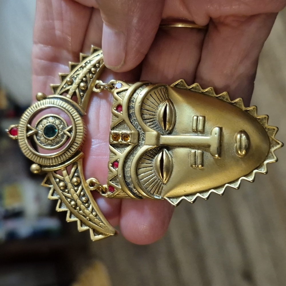 VINTAGE AZTEC BROOCH